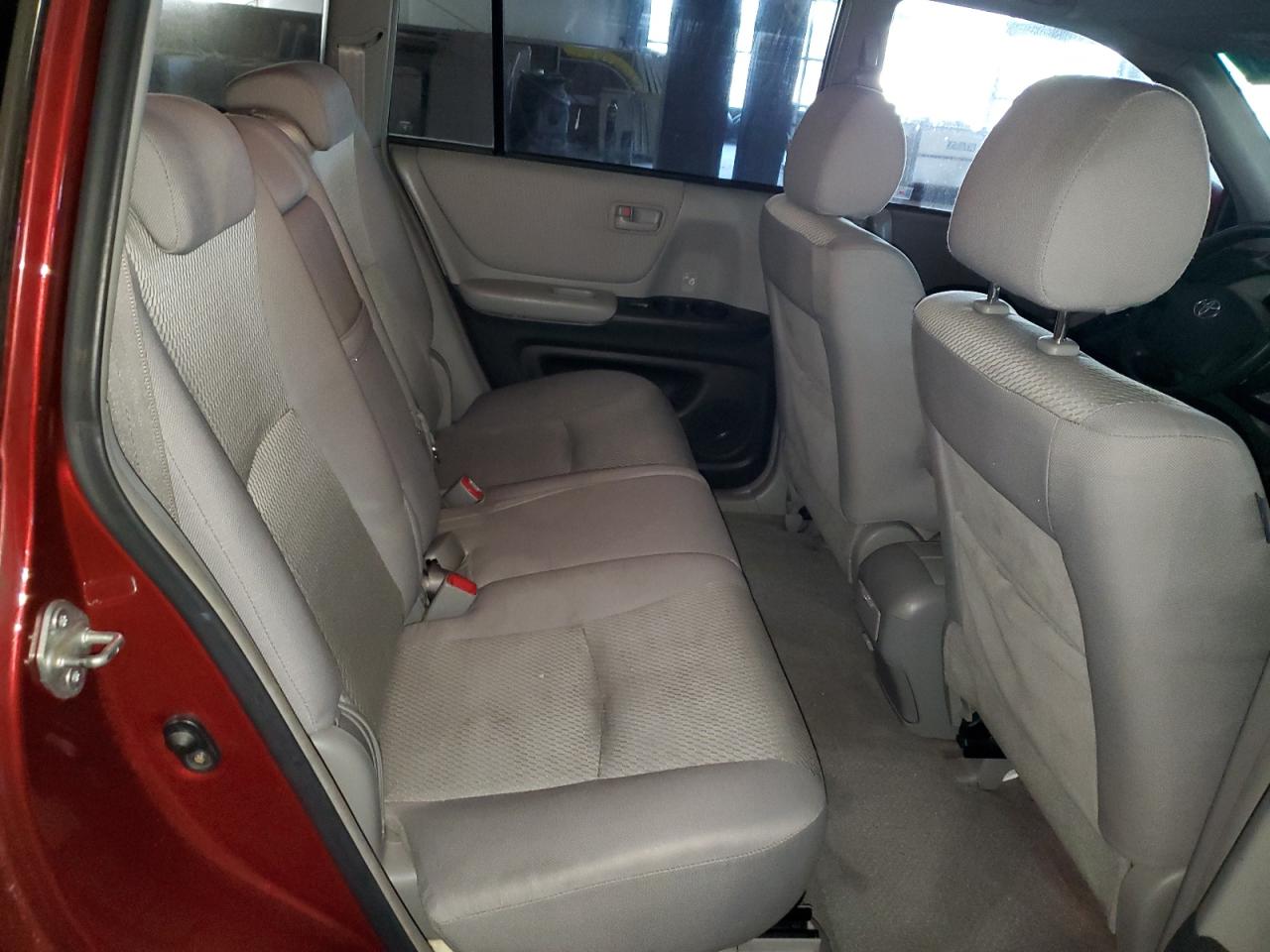2006 Toyota Highlander - Image 12