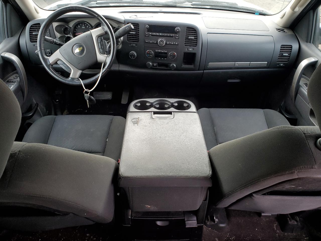 2013 Chevrolet Silverado - Image 8