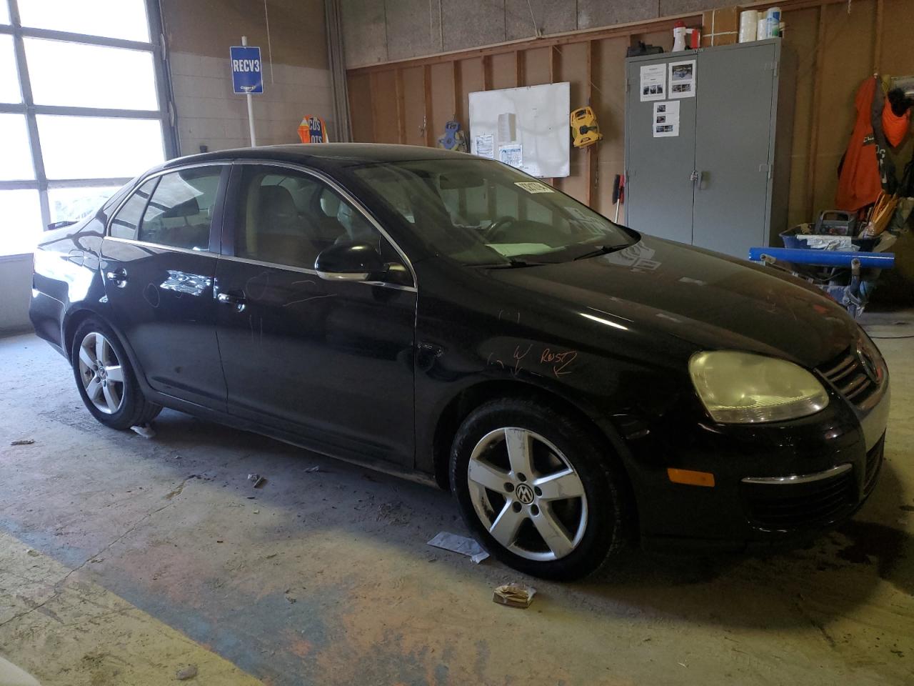 2009 Volkswagen Jetta - Image 4