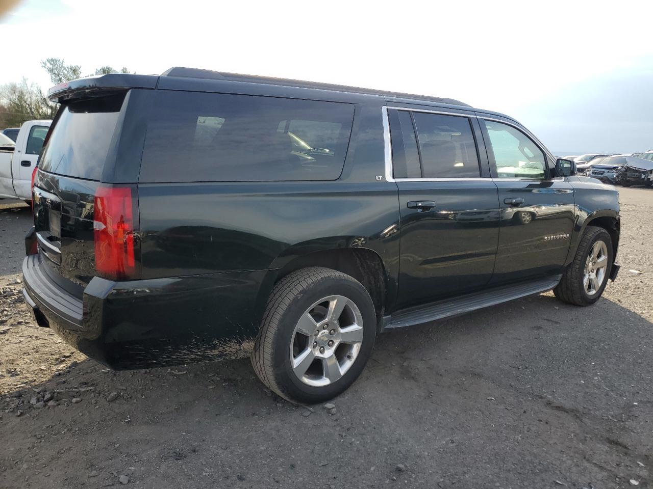 2016 Chevrolet Suburban - Image 3