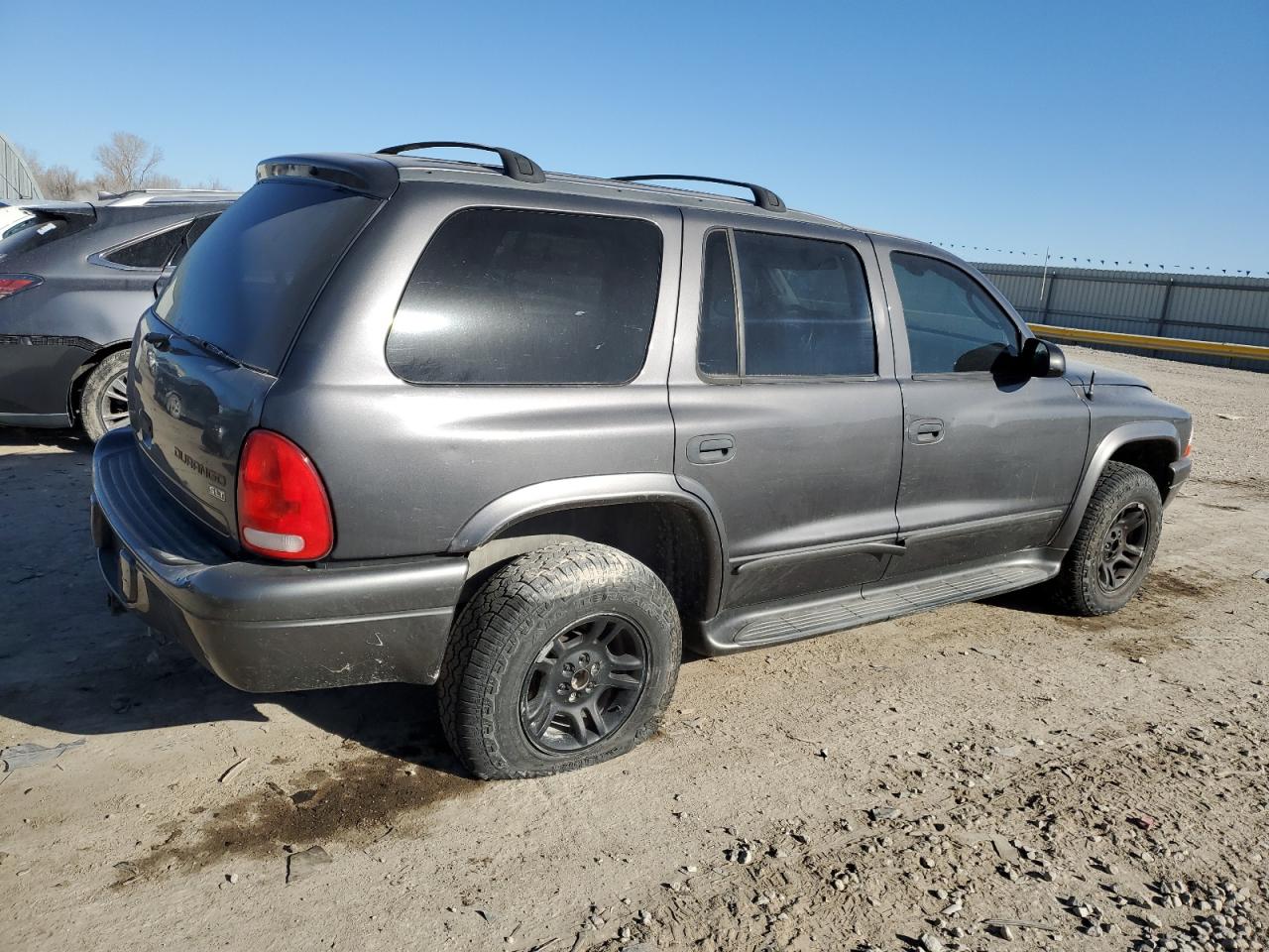 2003 Dodge Durango - Image 3