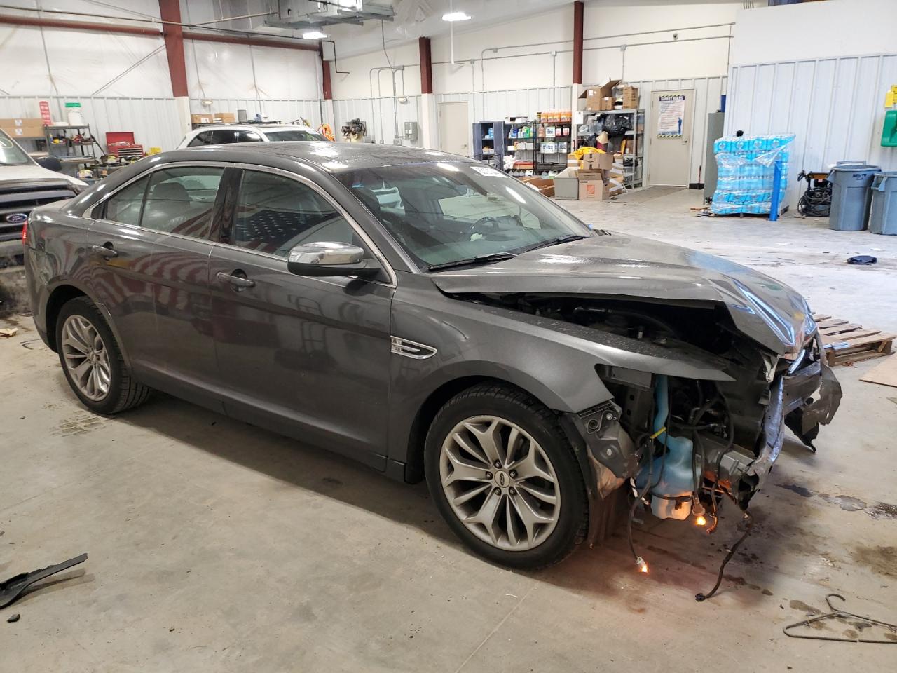 2015 Ford Taurus - Image 4
