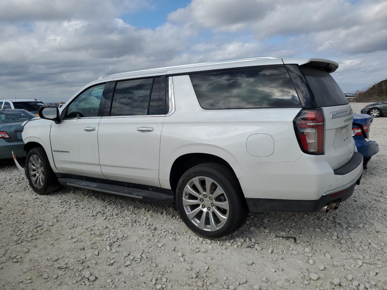 2021 Chevrolet Suburban - Image 2