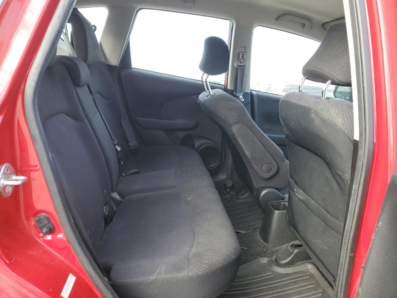 2013 Honda Fit - Image 10