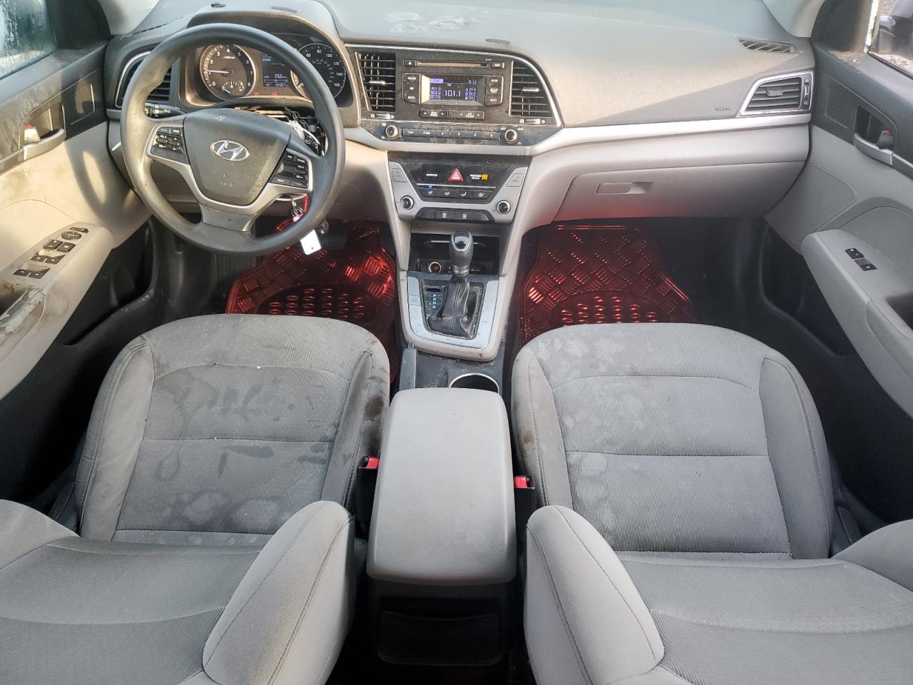 2017 Hyundai Elantra - Image 8