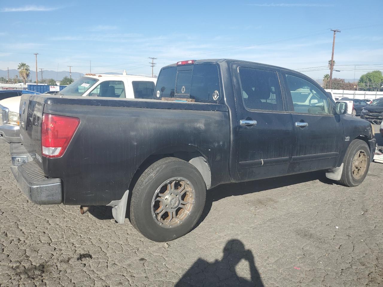 2004 Nissan Titan - Image 3