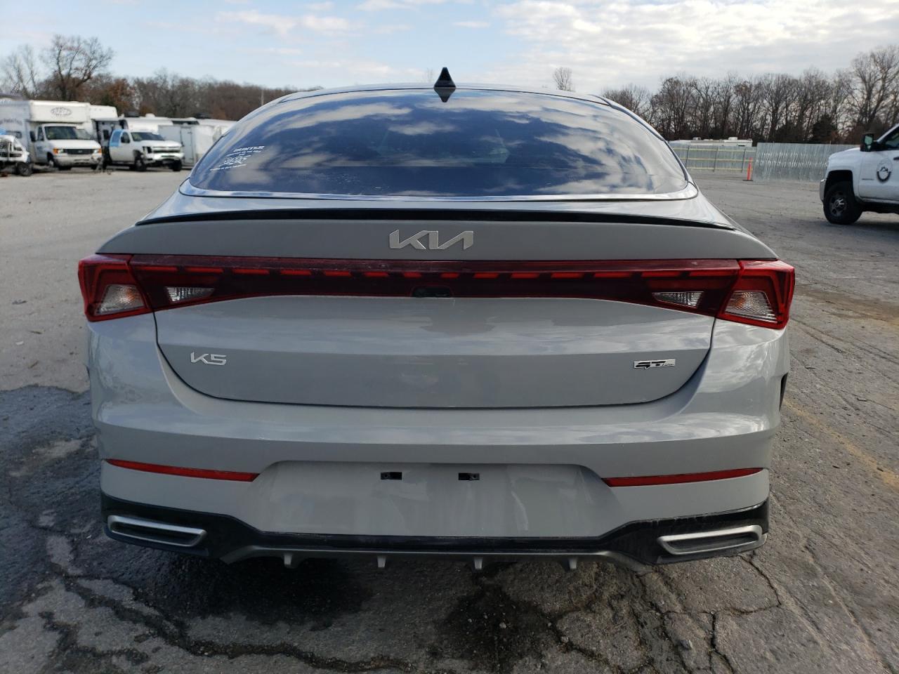 2023 Kia K5 - Image 6