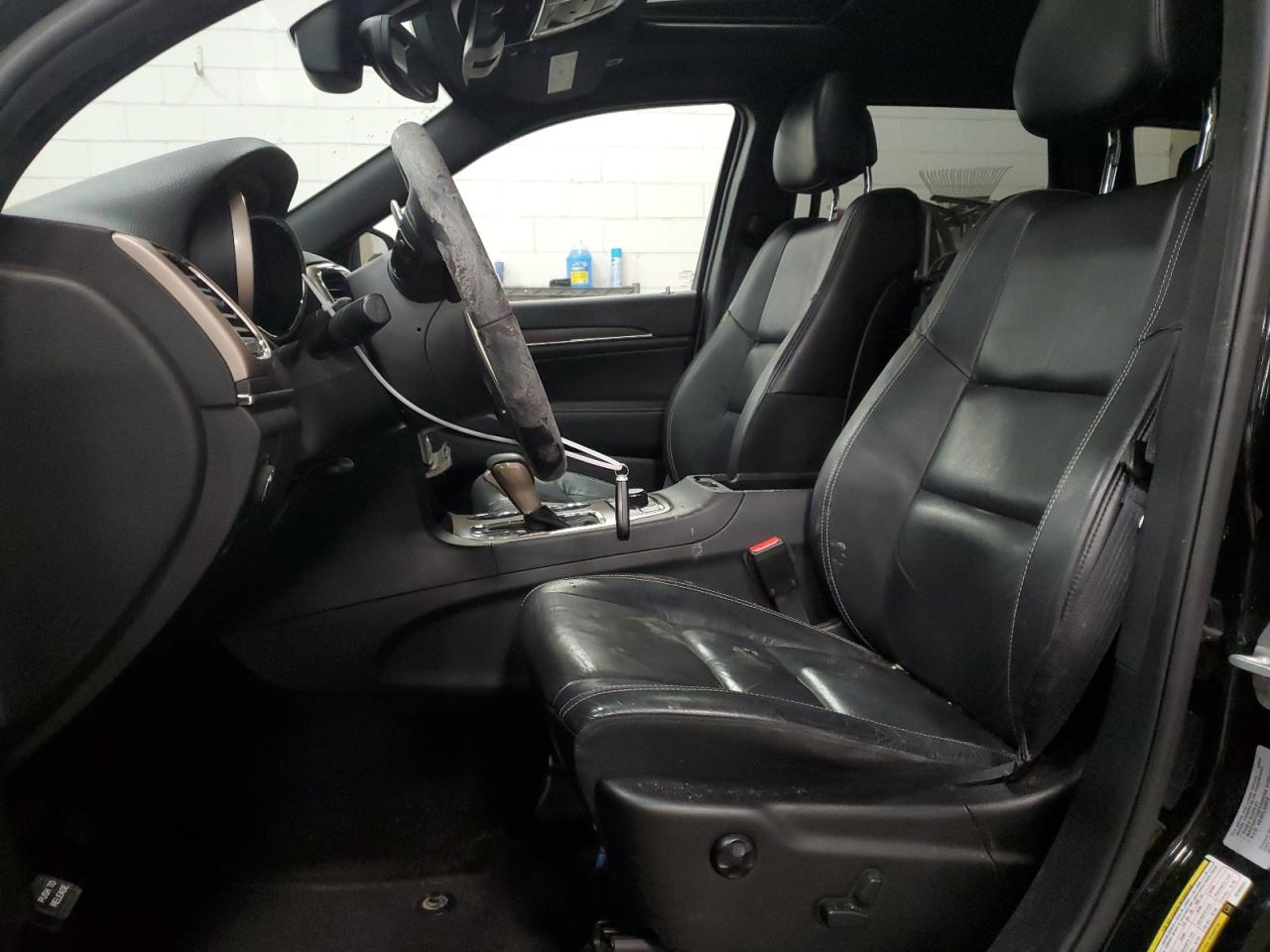2017 Jeep Grand Cherokee - Image 7