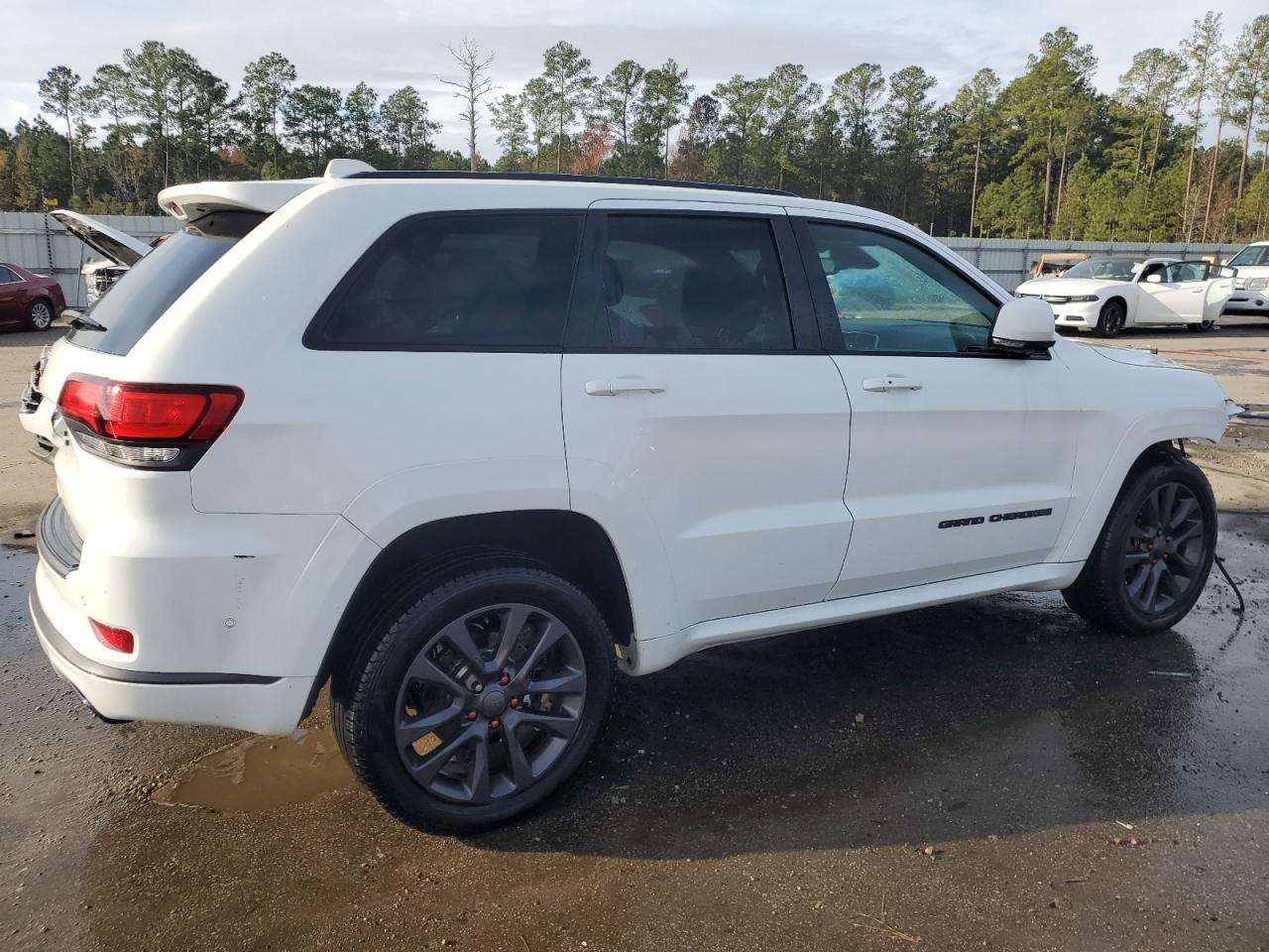 2018 Jeep Grand Cherokee - Image 3