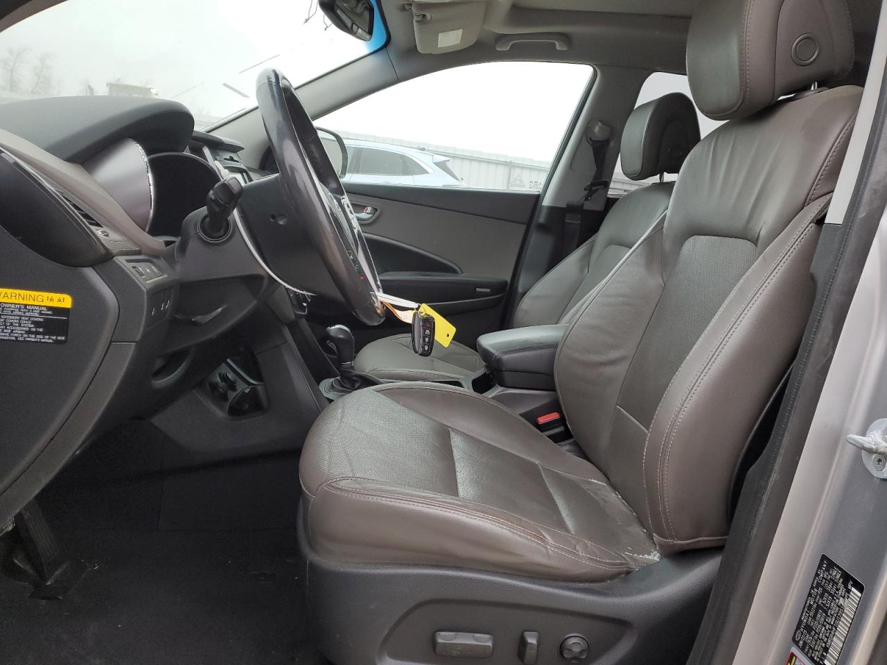 2016 Hyundai Santa Fe - Image 7