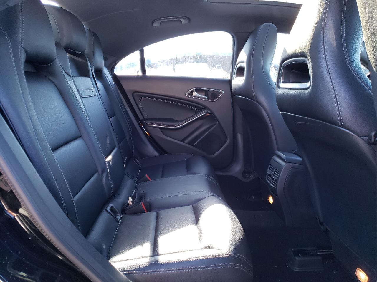 2018 Mercedes-Benz CLA-klasse - Image 10