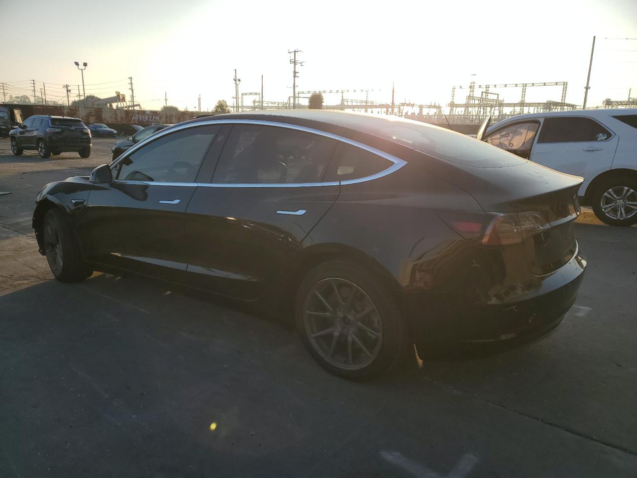 VIN 5YJ3E1EA8KF306096 2019 TESLA MODEL 3 no.2