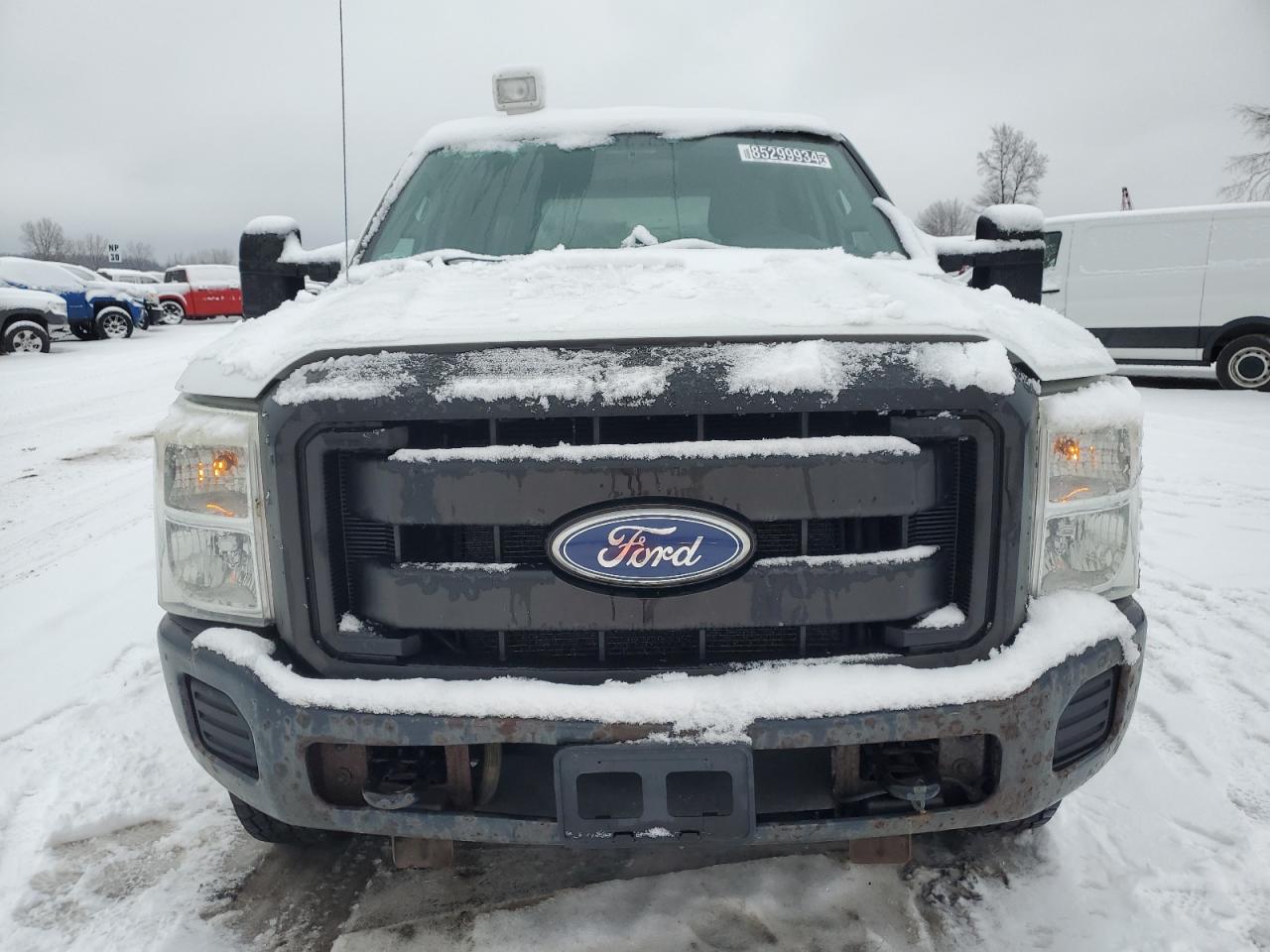 2011 Ford F350 - Image 5