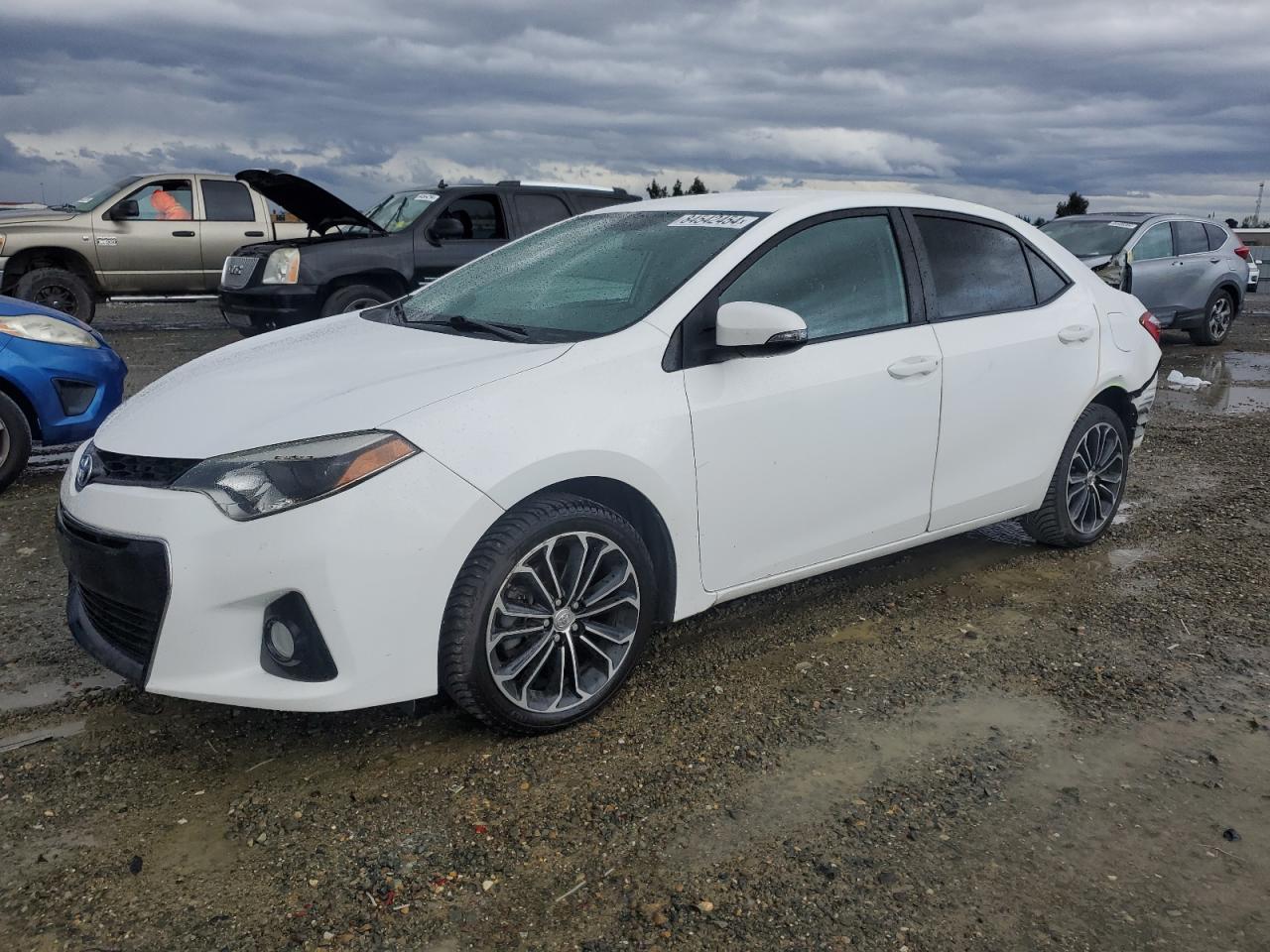 2016 TOYOTA COROLLA