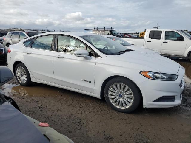  FORD FUSION 2015 Biały