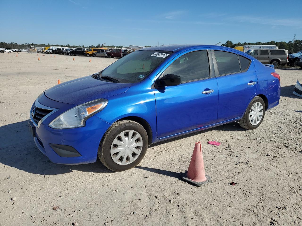 2015 NISSAN VERSA