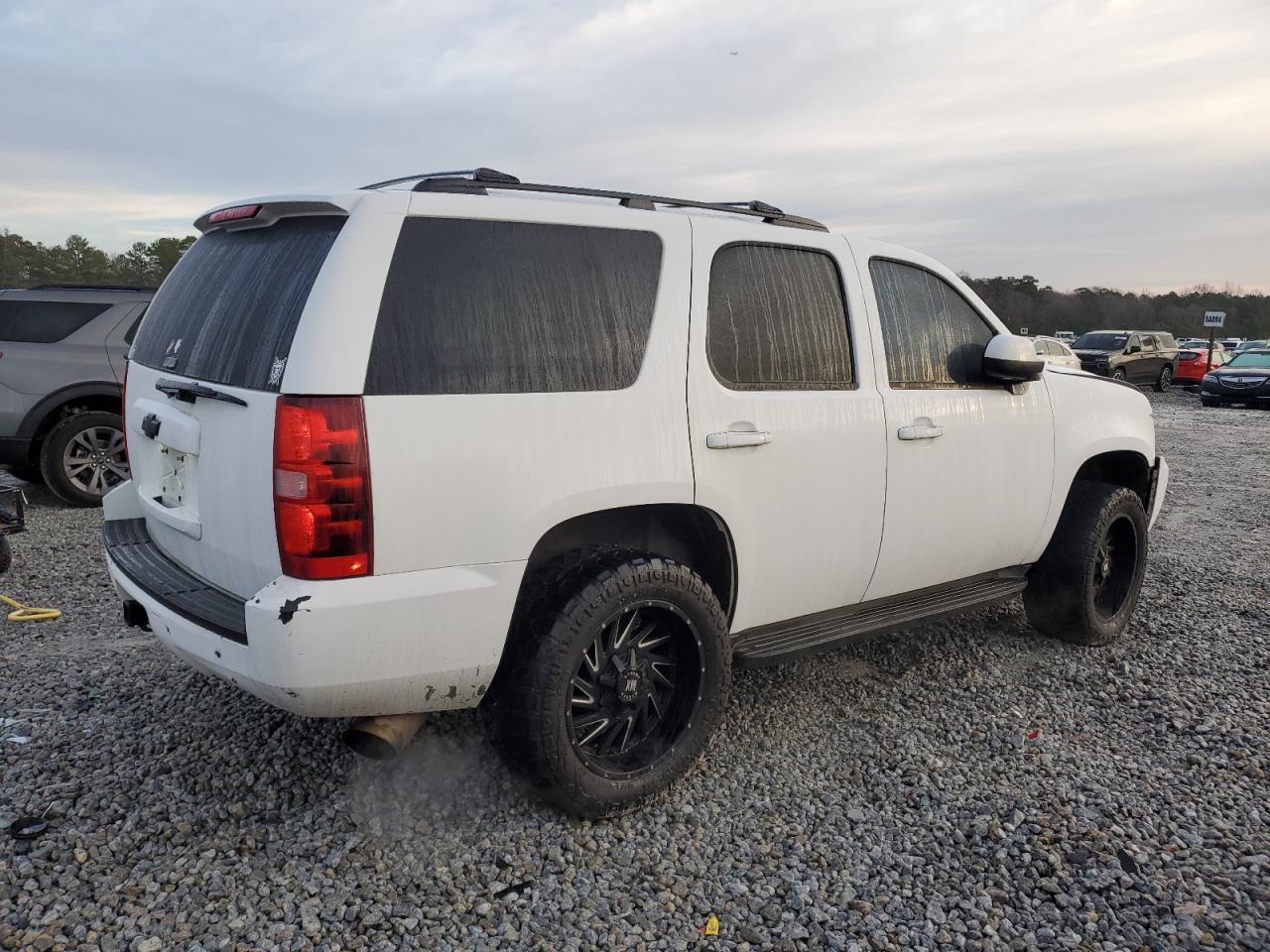 2013 Chevrolet Tahoe - Image 3