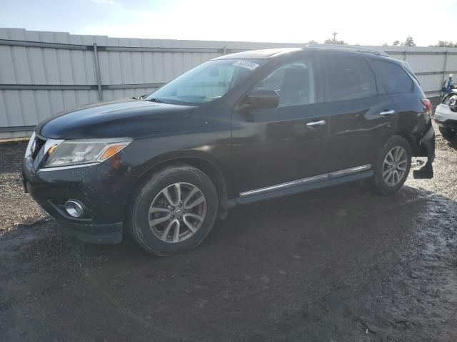  NISSAN PATHFINDER 2016 Czarny