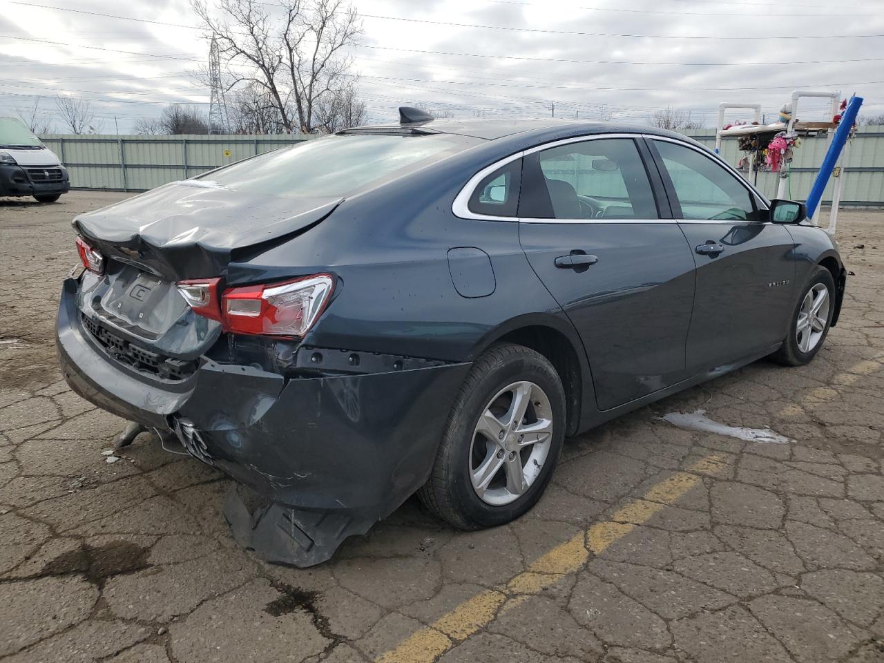 2019 Chevrolet Malibu - Image 3