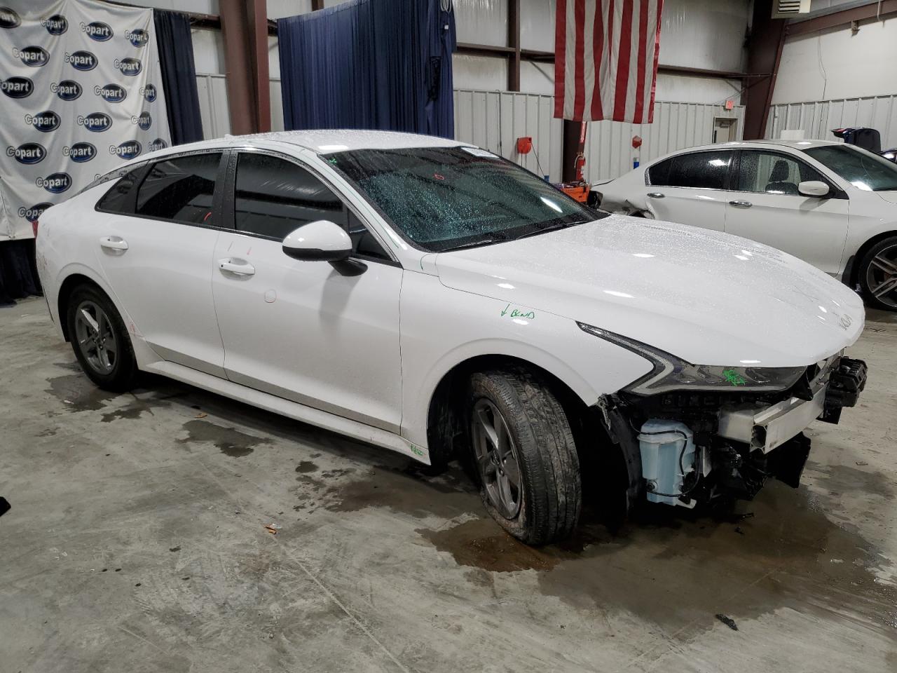 2023 Kia K5 - Image 4