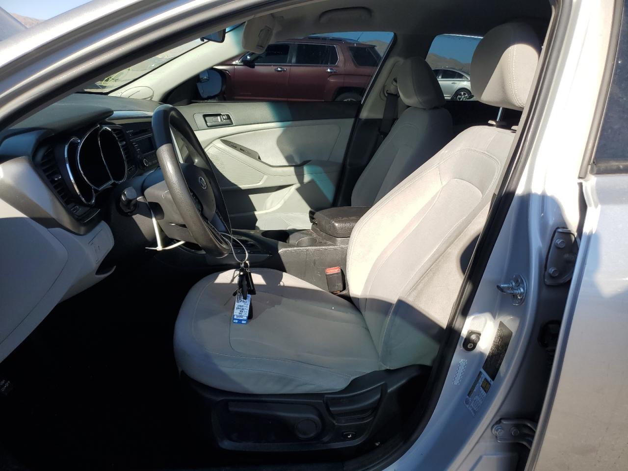2011 Kia Optima - Image 7