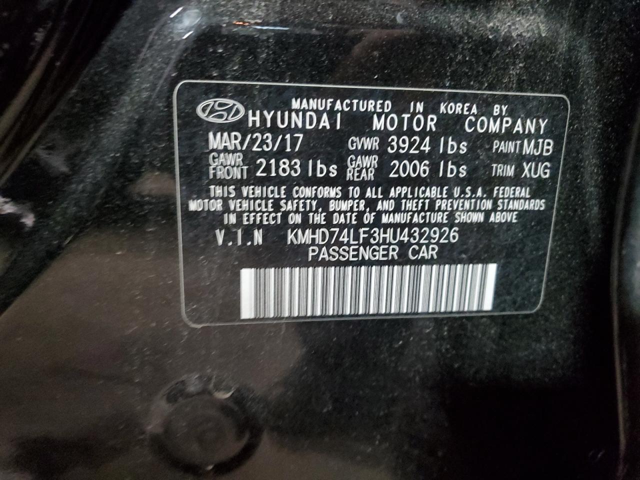 2017 Hyundai Elantra - Image 13