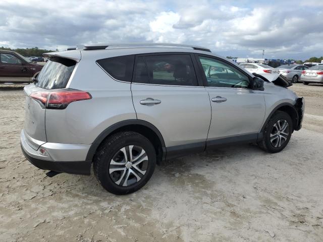  TOYOTA RAV4 2018 Srebrny