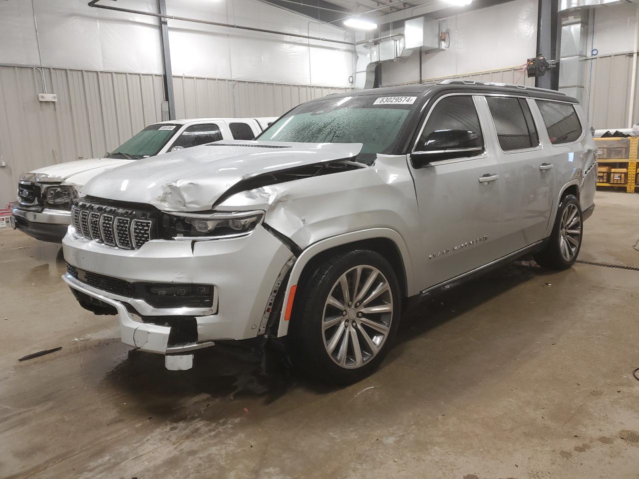 JEEP GRAND WAGO – zdjęcie z aukcji, lot #83029574