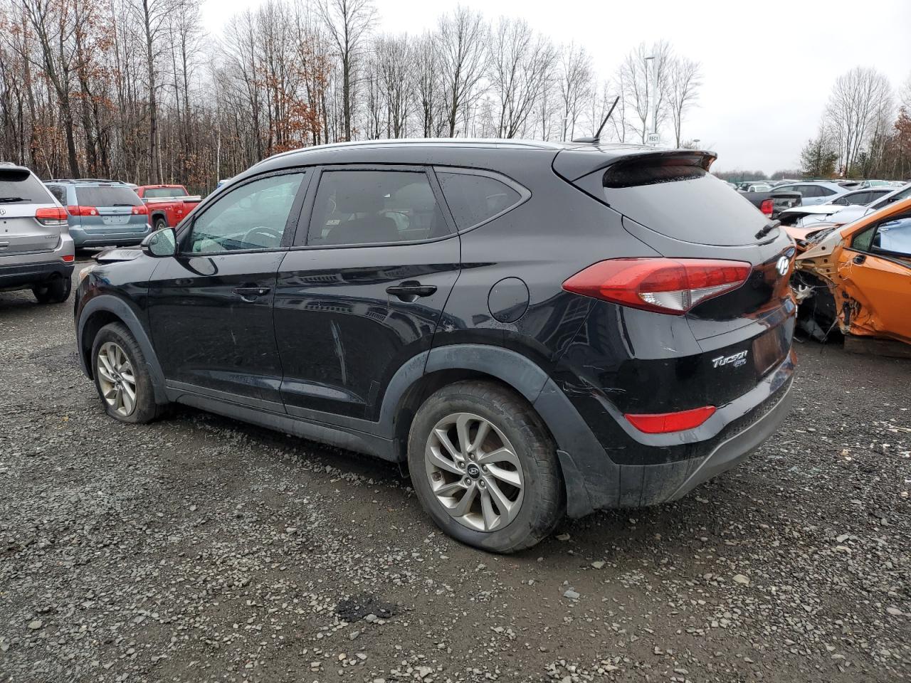 VIN KM8J3CA25GU139701 2016 HYUNDAI TUCSON no.2