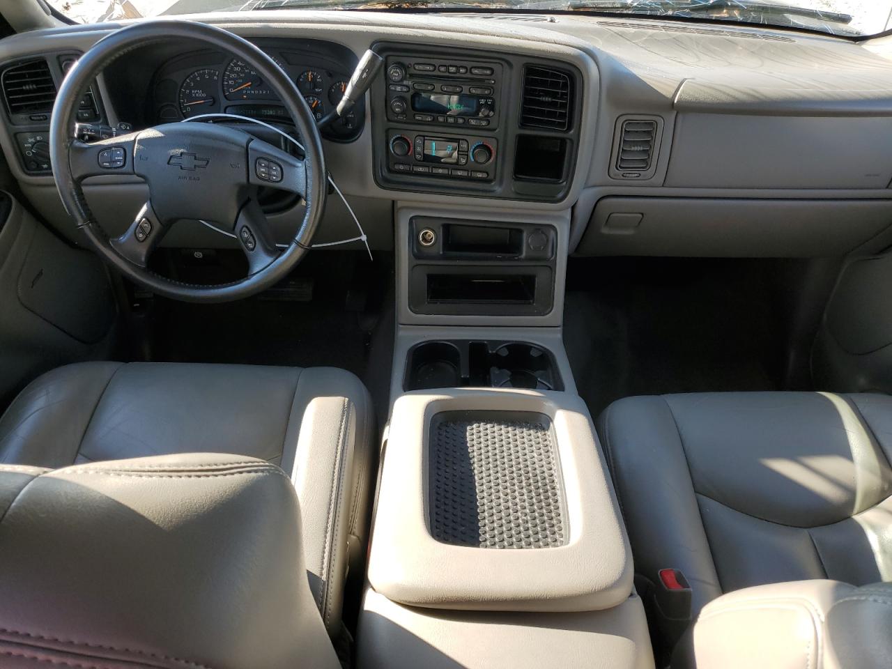 2006 Chevrolet Silverado - Image 8
