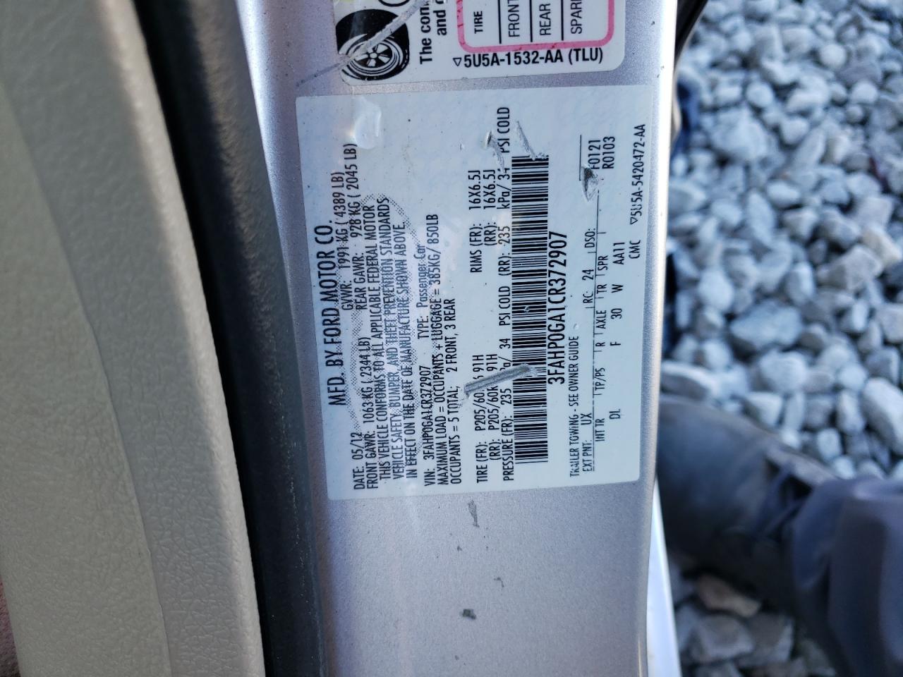 2012 Ford Fusion - Image 12