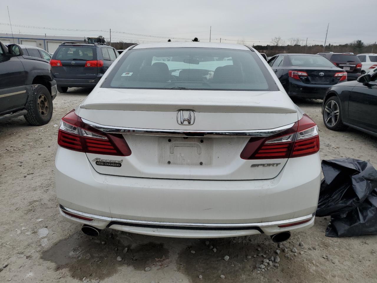 2017 Honda Accord - Image 6