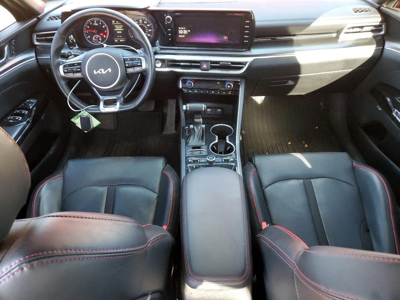 2022 Kia K5 - Image 8