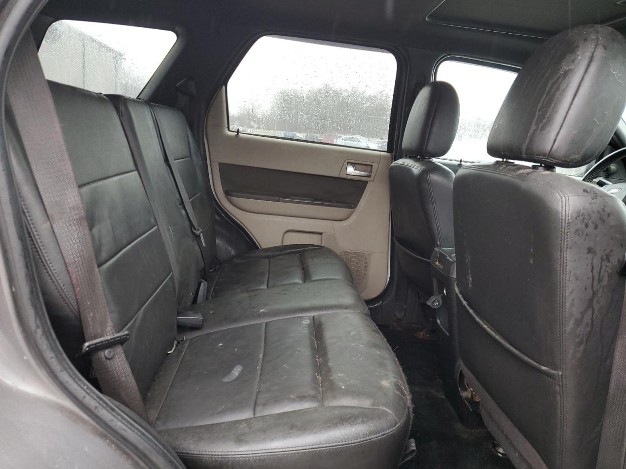 2012 Ford Escape - Image 11