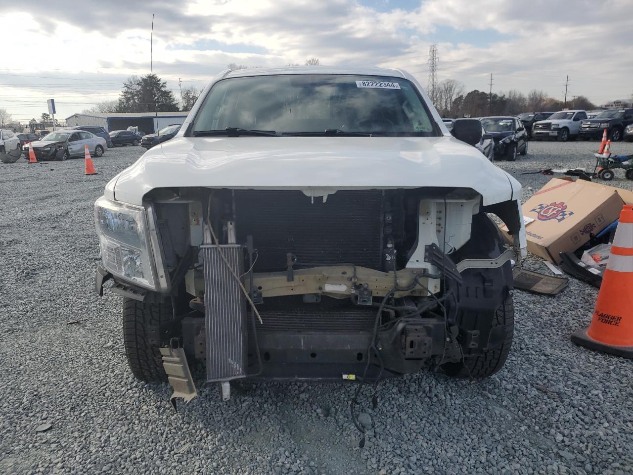 2018 Nissan Titan - Image 5