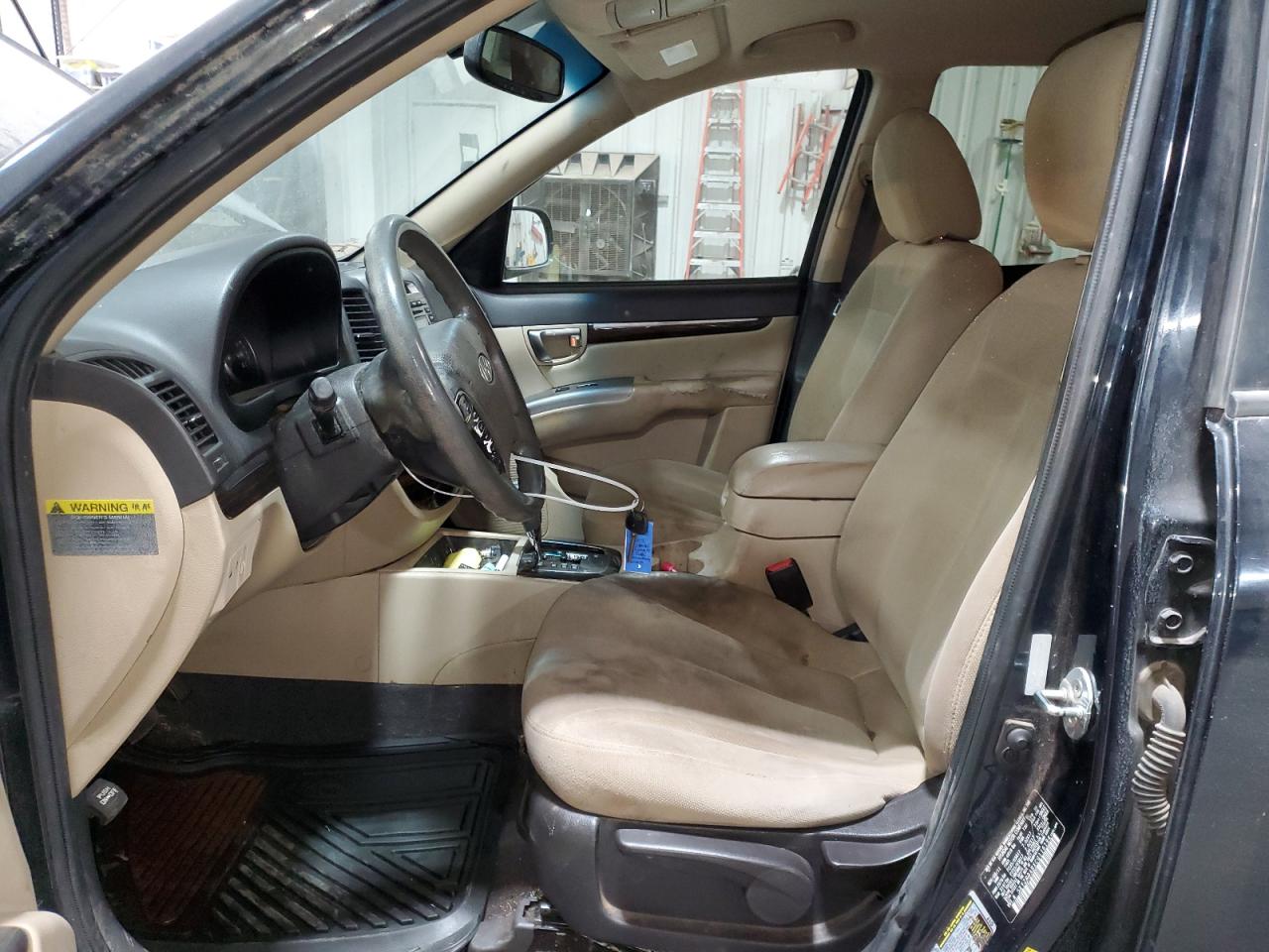 2012 Hyundai Santa Fe - Image 7