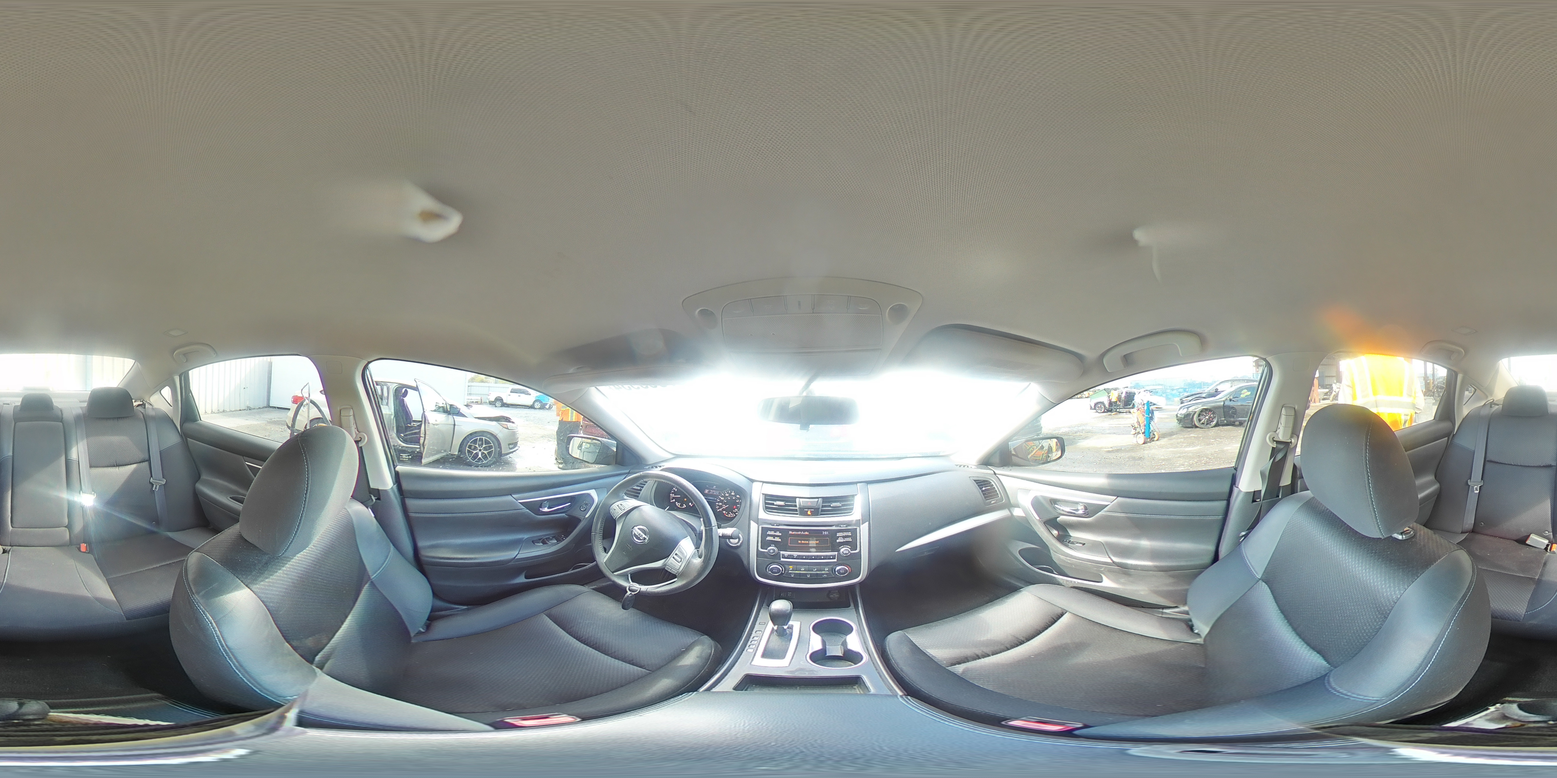 2017 Nissan Altima - Image 14