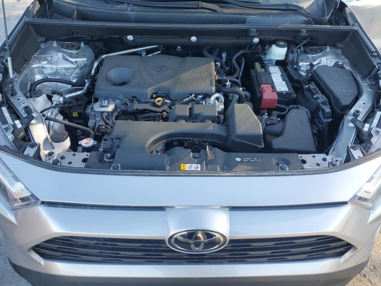 2023 Toyota RAV 4 - Image 12