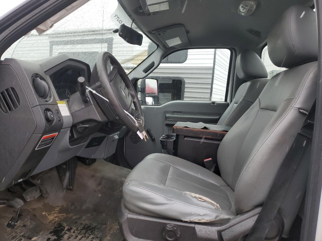 2012 Ford F450 - Image 7