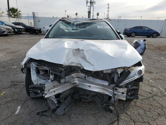  TOYOTA CAMRY 2020 Белы