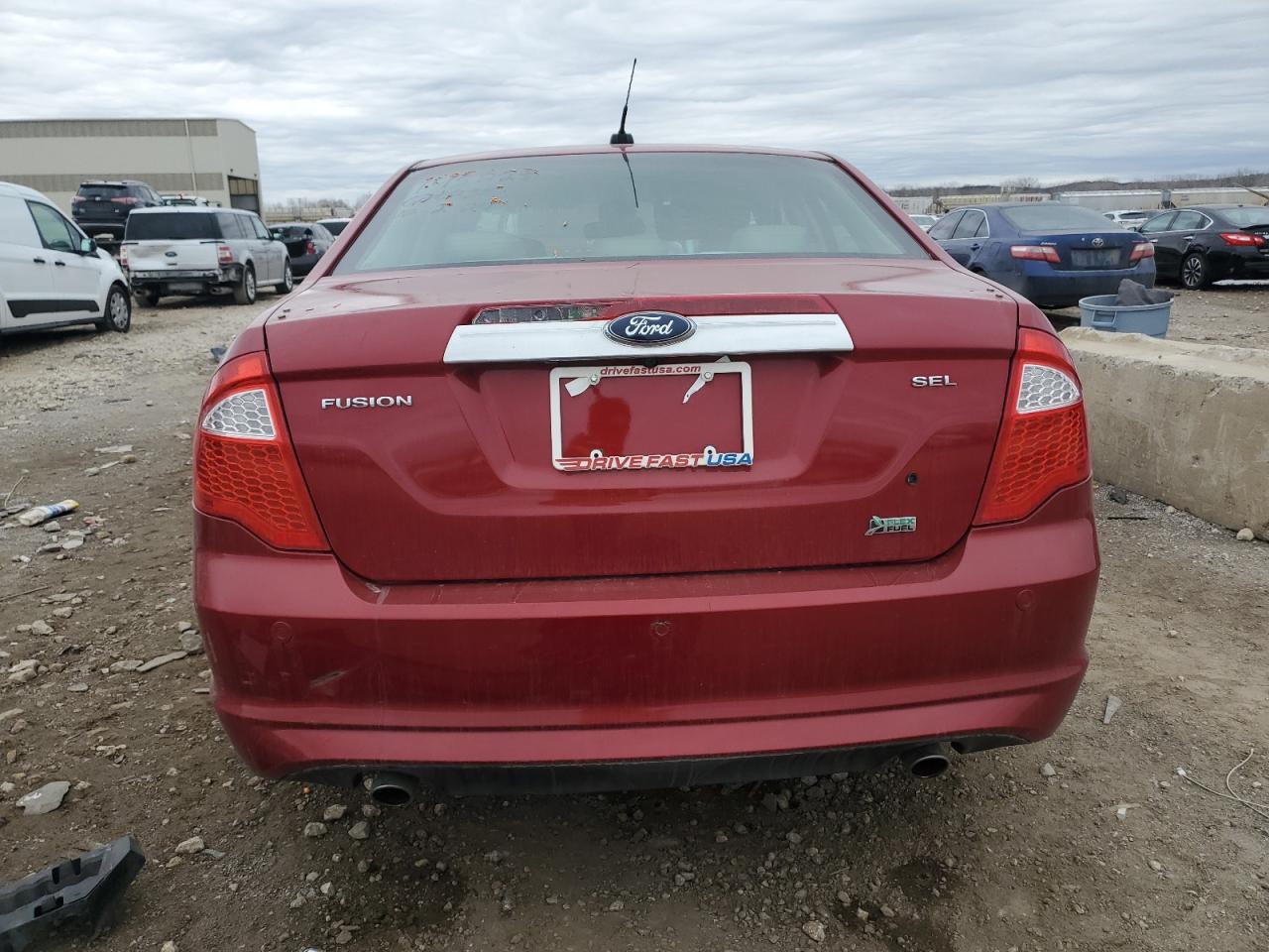 2010 Ford Fusion - Image 6