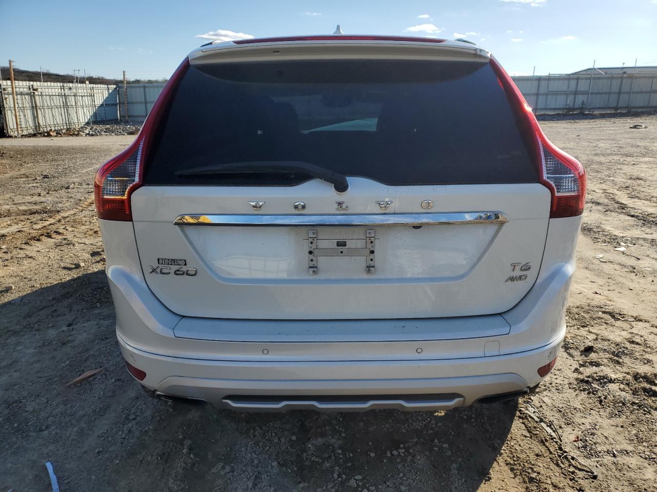 2017 Volvo Xc60 T6 Dynamic VIN: YV449MRRXH2082090 Lot: 85772234