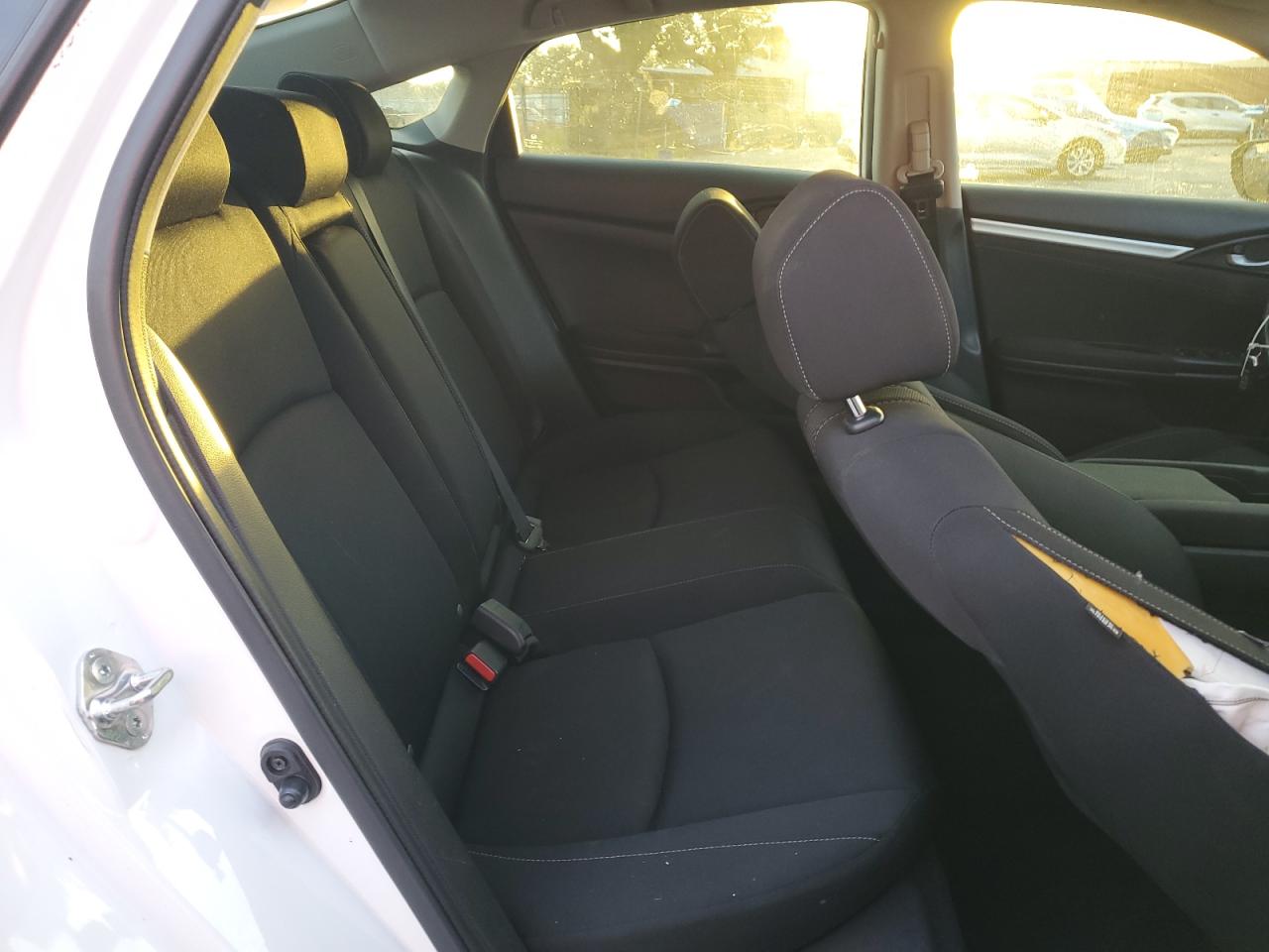 2018 Honda Civic - Image 10