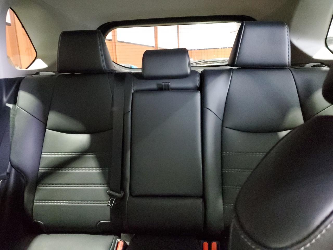 VIN: 2T3R1RFV9PW335100 2023 TOYOTA RAV4