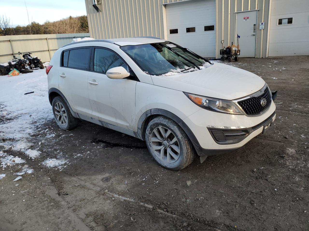 VIN KNDPB3AC7F7672429 2015 KIA SPORTAGE no.4