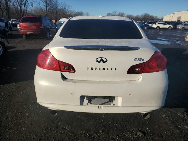  INFINITI G37 2012 Белы