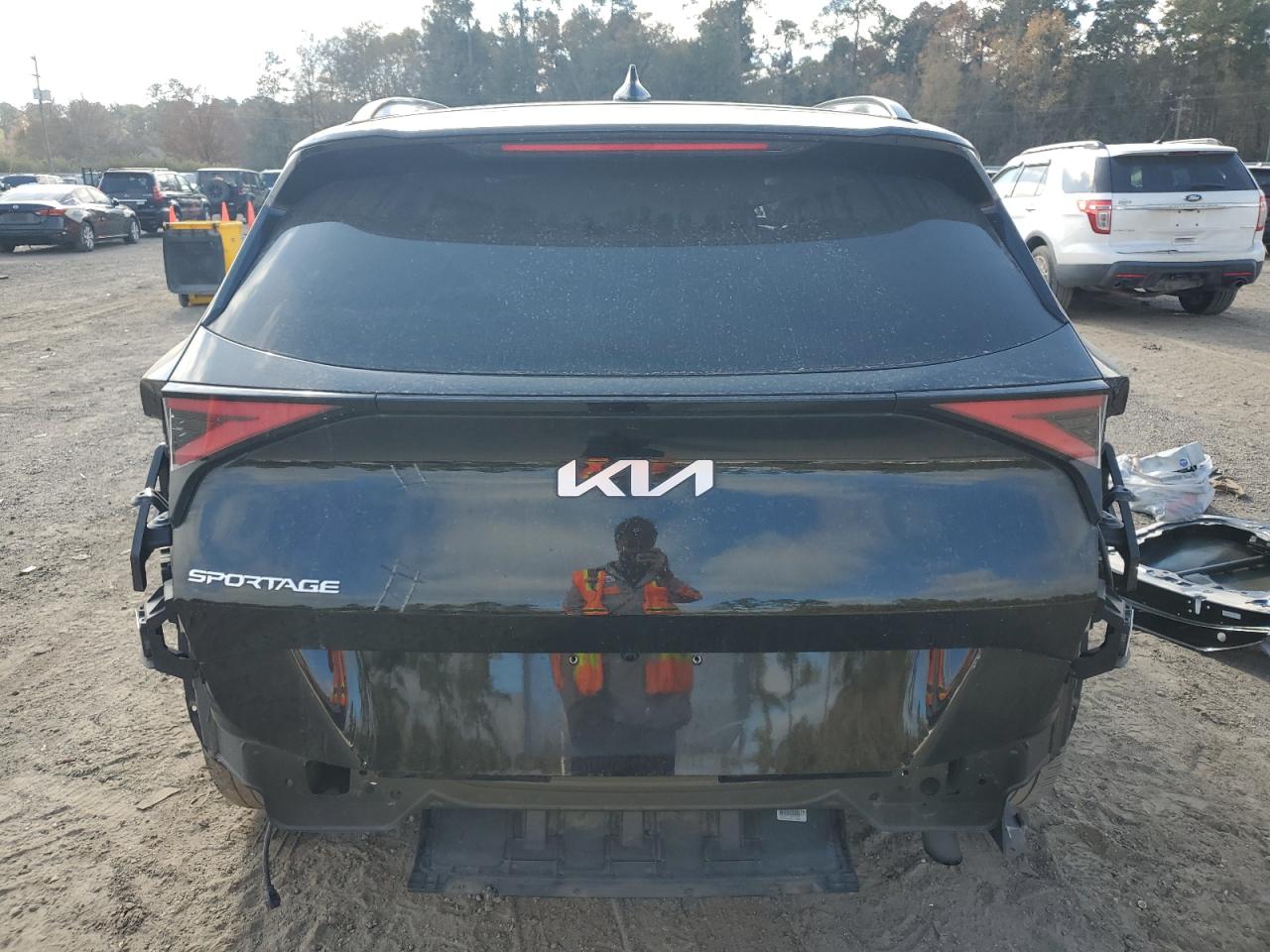 2023 Kia Sportage - Image 6