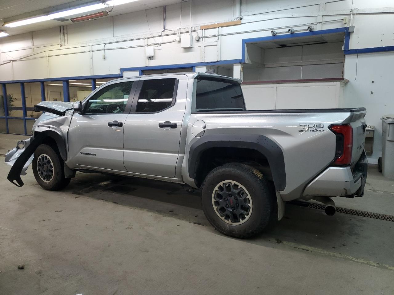 VIN 3TYLE5JN3RT024247 2024 TOYOTA TACOMA no.2