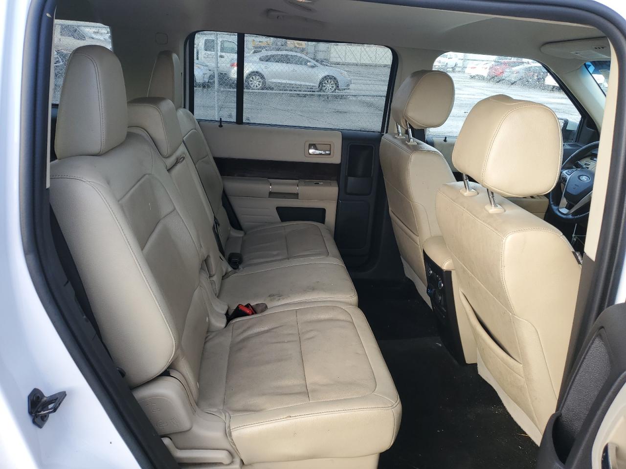 2019 Ford Flex - Image 11