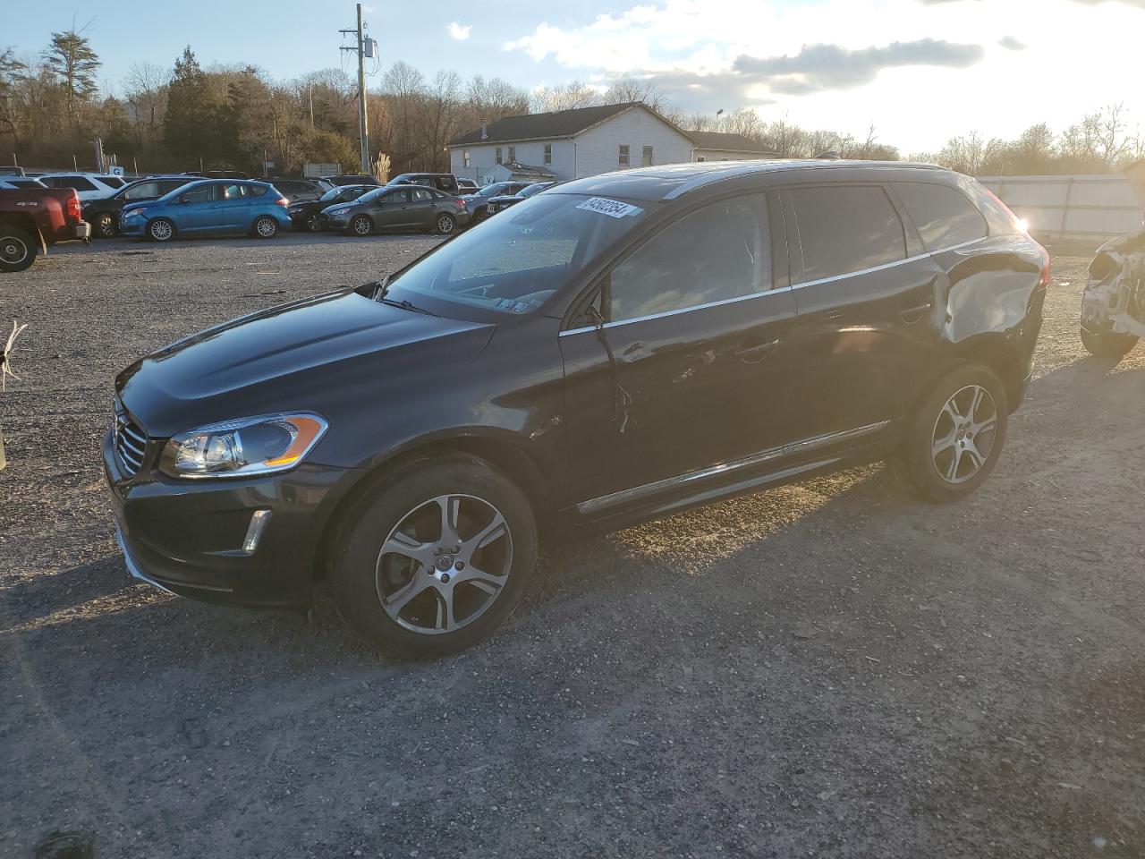 VIN YV4902RM1F2662348 2015 VOLVO XC60 no.1